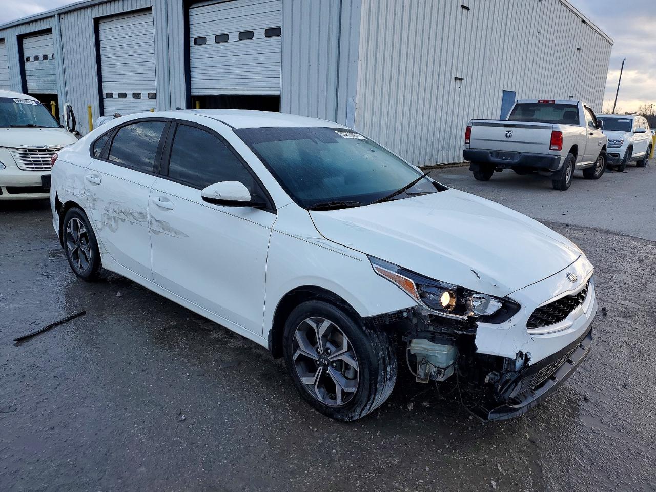 2020 KIA FORTE FE photo 4