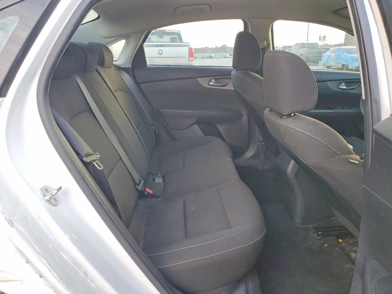 2020 KIA FORTE FE photo 10