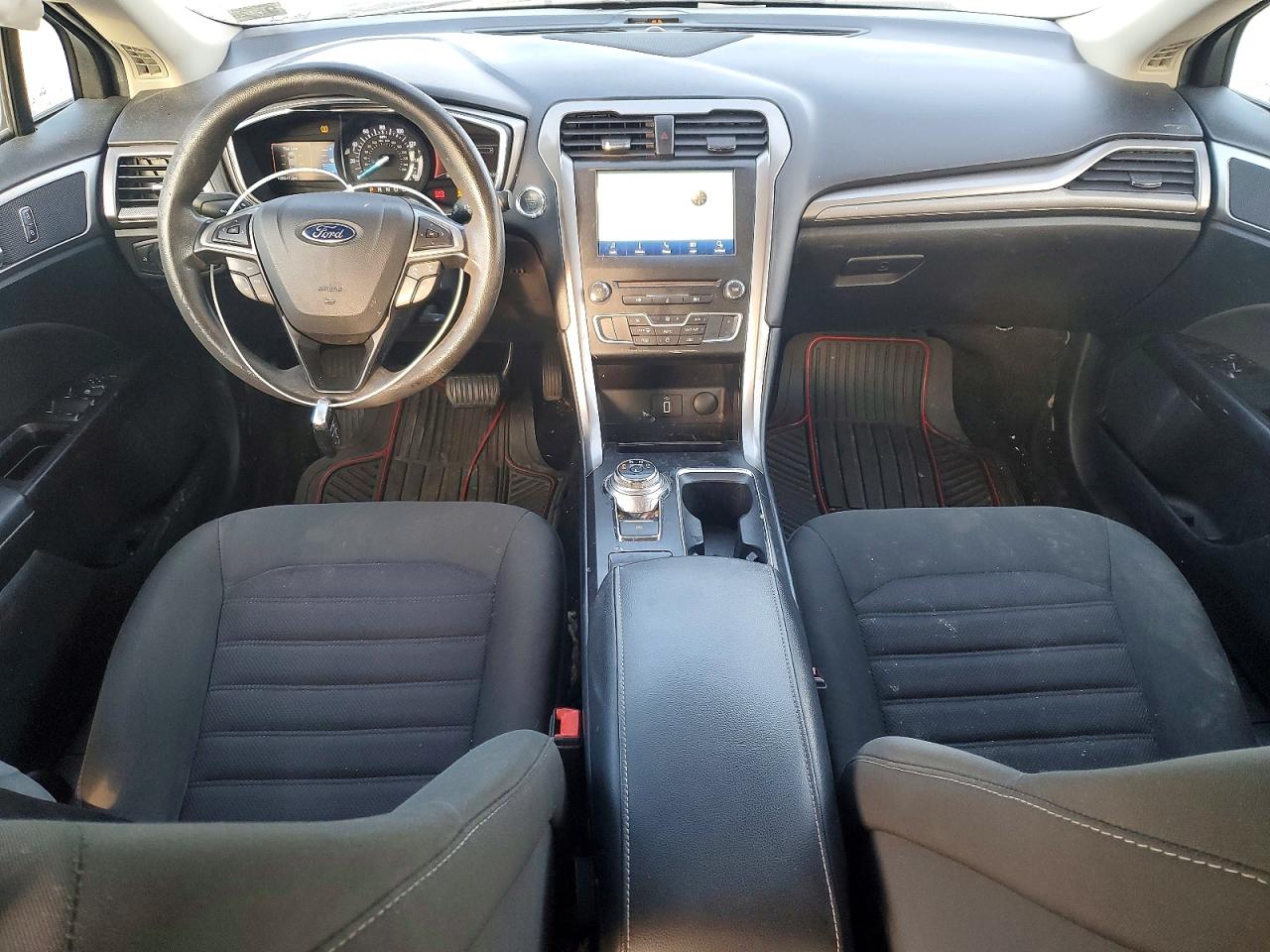 2017 FORD FUSION SE photo 8