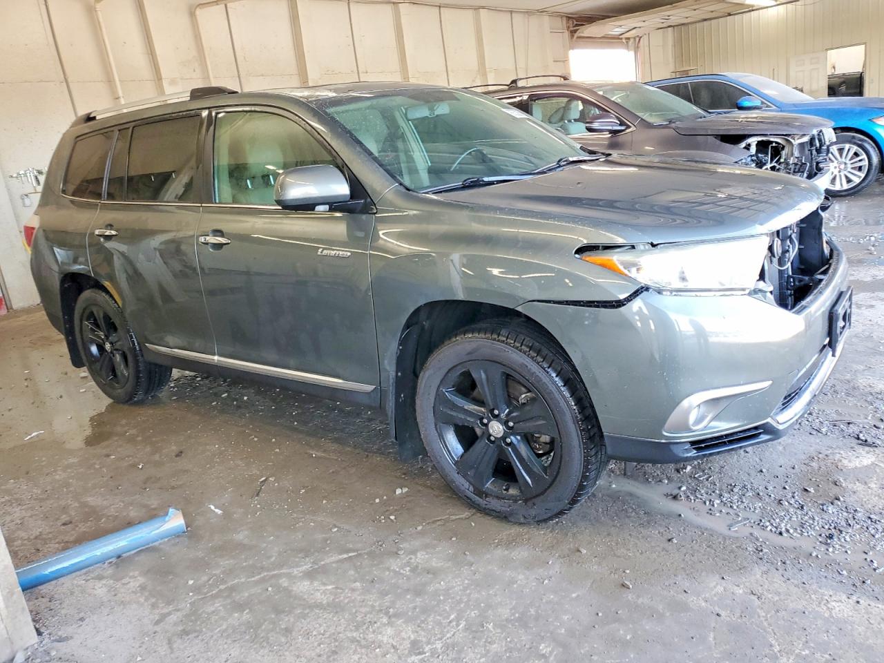 2013 TOYOTA HIGHLANDER LIMITED photo 4