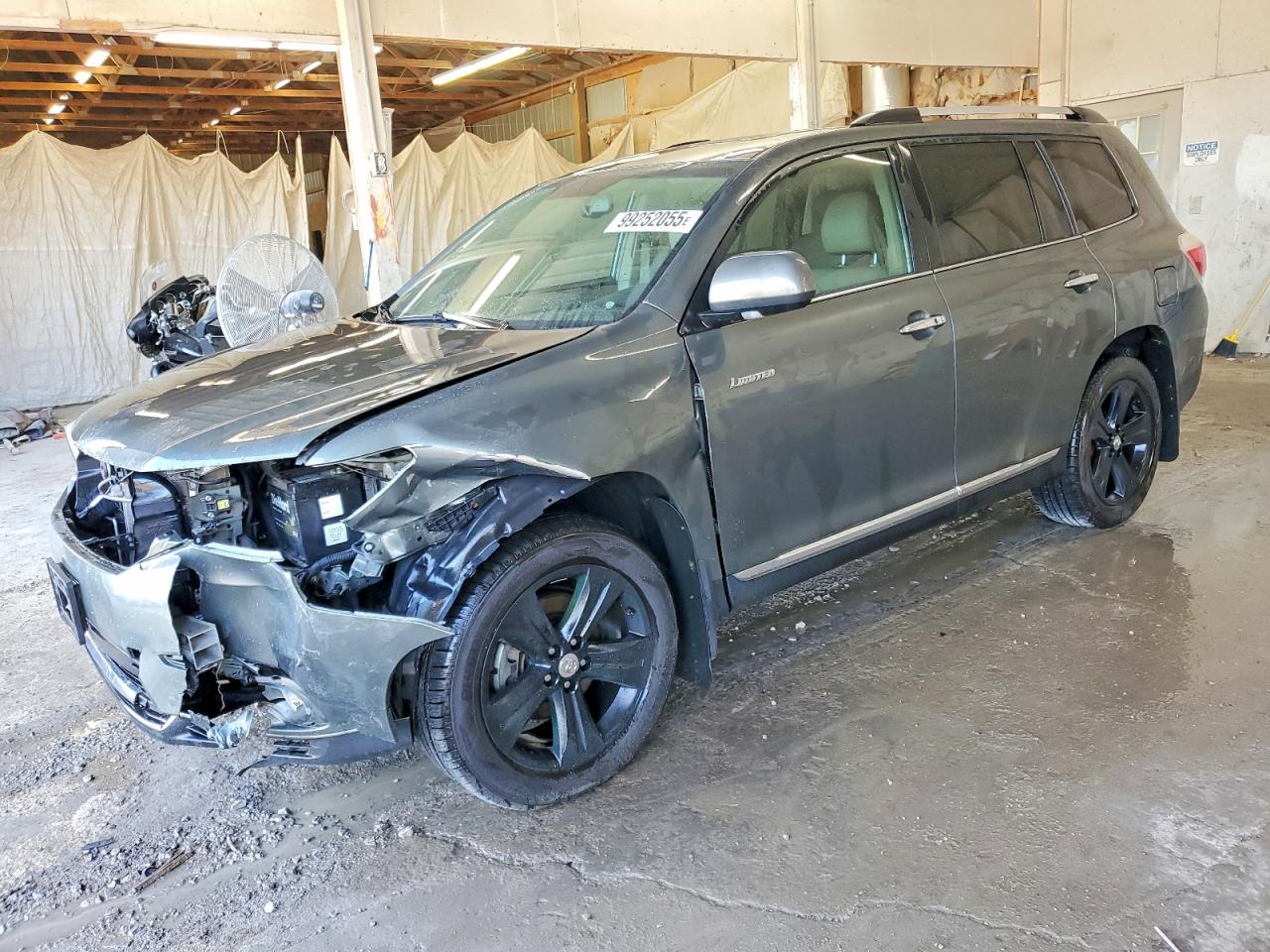 2013 TOYOTA HIGHLANDER