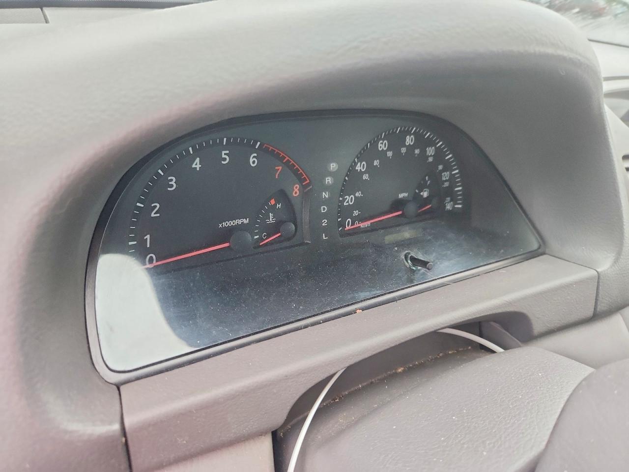 2003 TOYOTA CAMRY LE photo 9