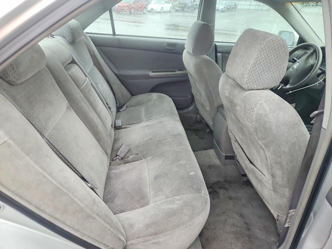 2003 TOYOTA CAMRY LE photo 10