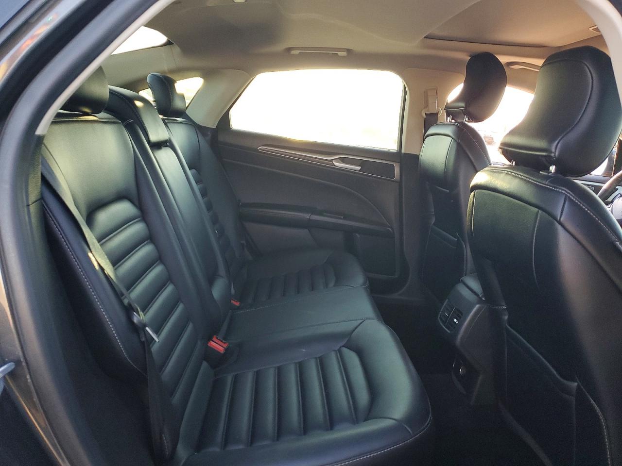 2019 FORD FUSION SEL photo 10