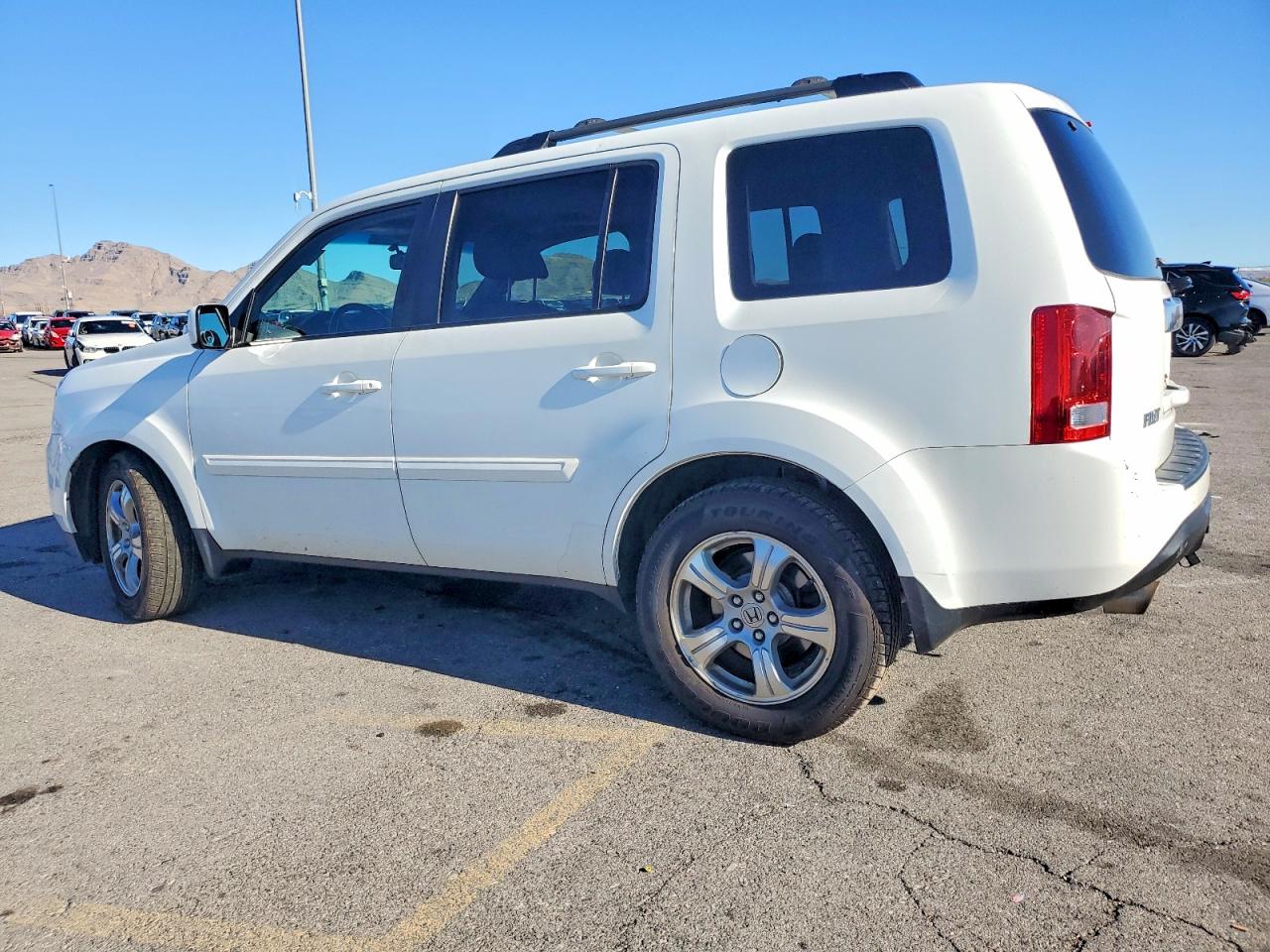 2015 HONDA PILOT EXLN photo 2