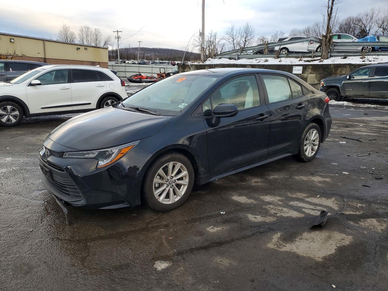 2024 TOYOTA COROLLA