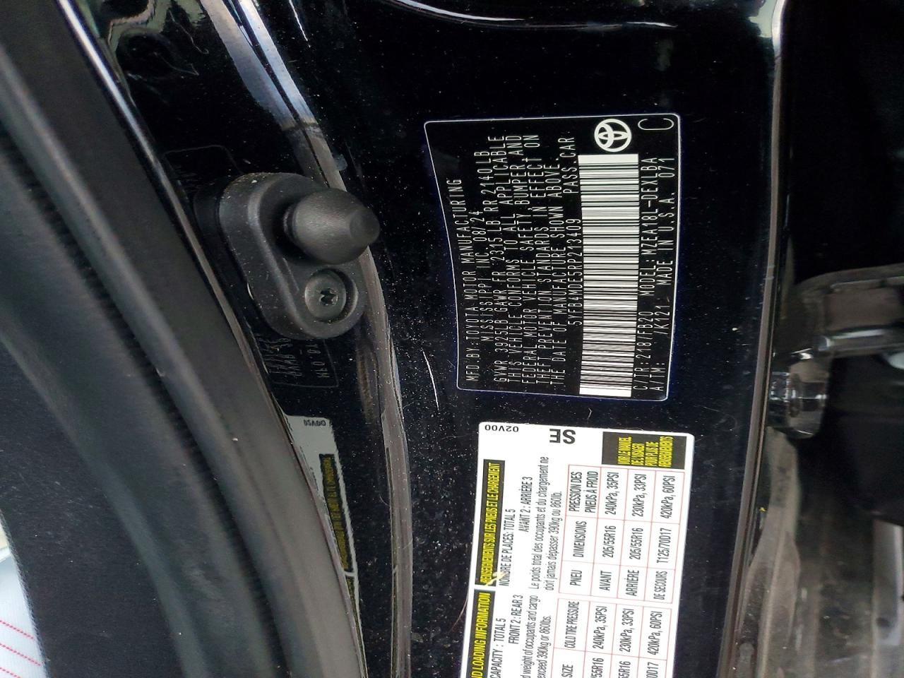 2024 TOYOTA COROLLA LE photo 12