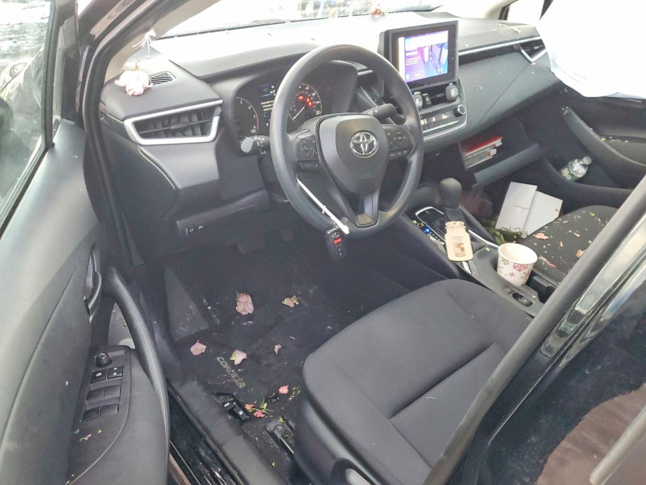 2024 TOYOTA COROLLA LE photo 8