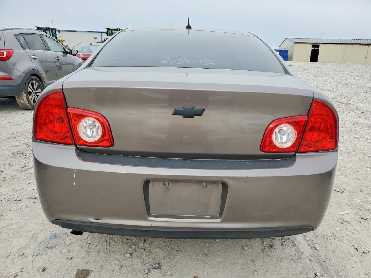 2011 CHEVROLET MALIBU LS photo 6