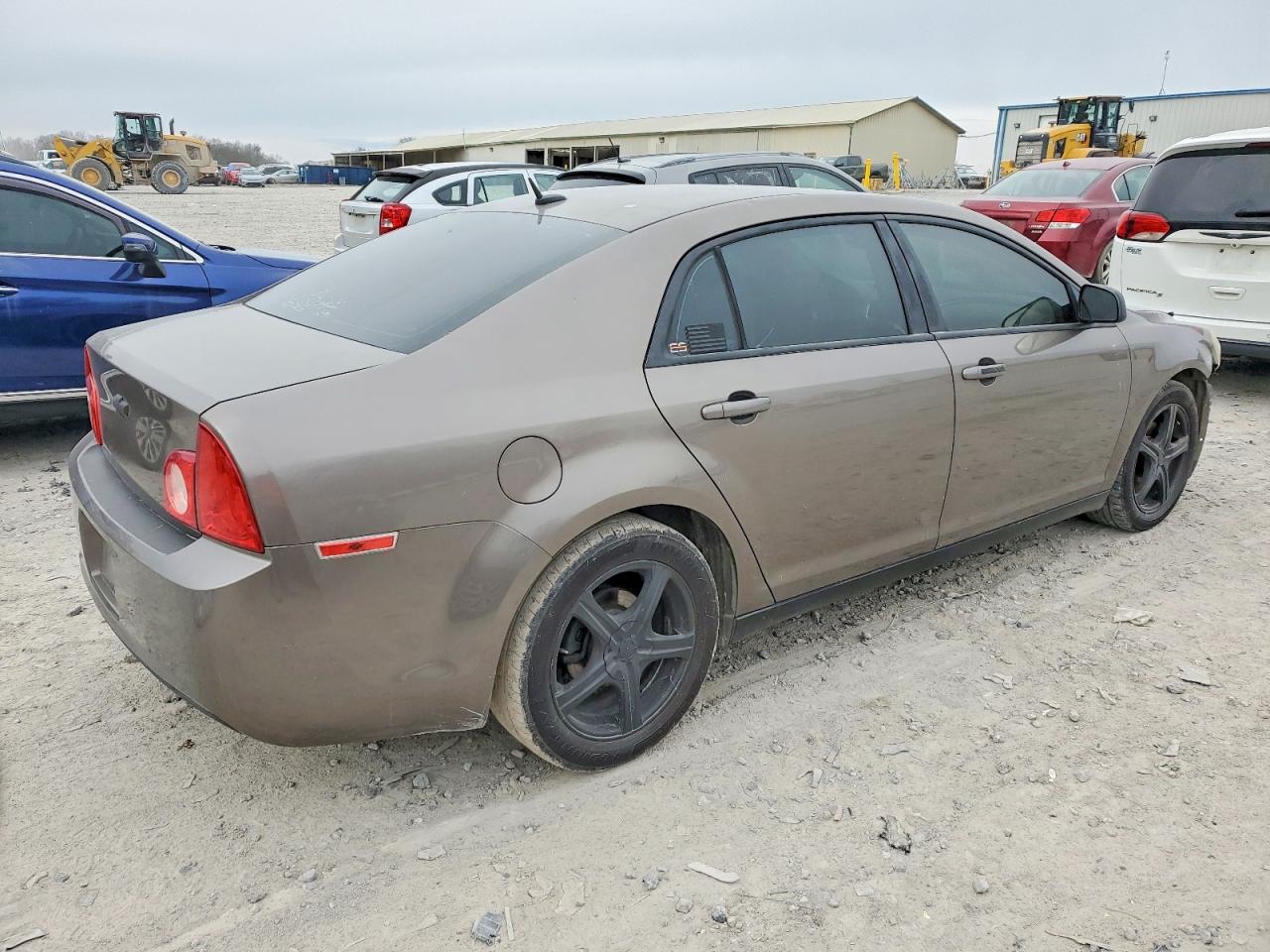 2011 CHEVROLET MALIBU LS photo 3
