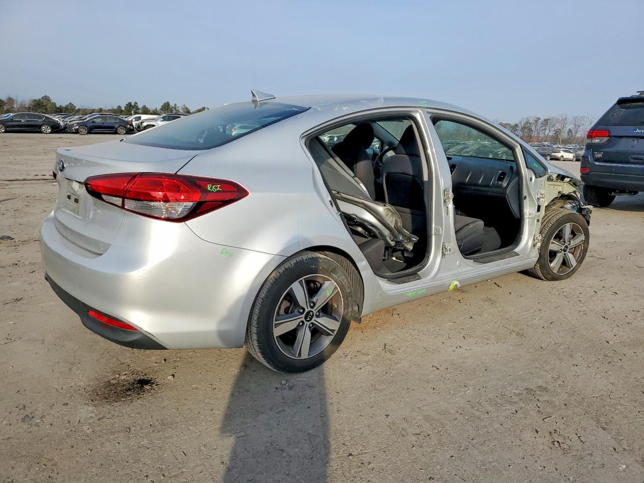 2018 KIA FORTE LX photo 3
