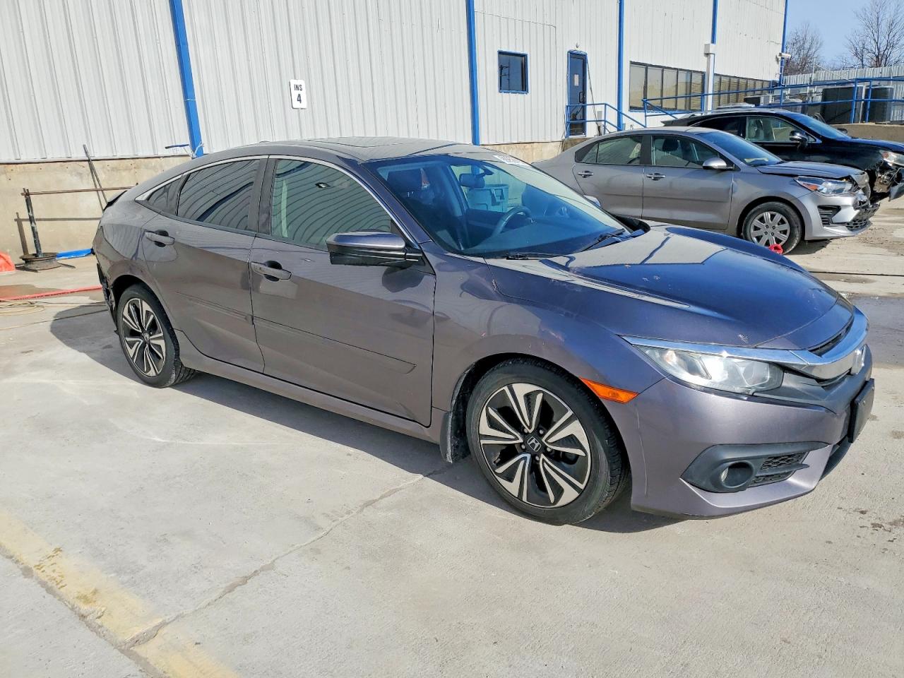 2016 HONDA CIVIC EX photo 4