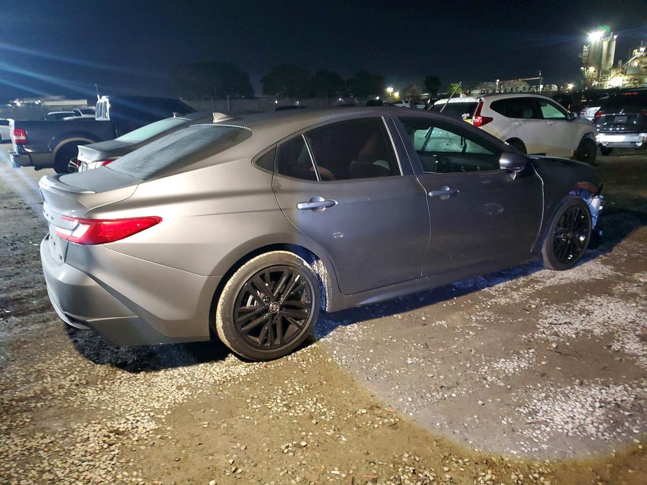2026 TOYOTA CAMRY XSE photo 3