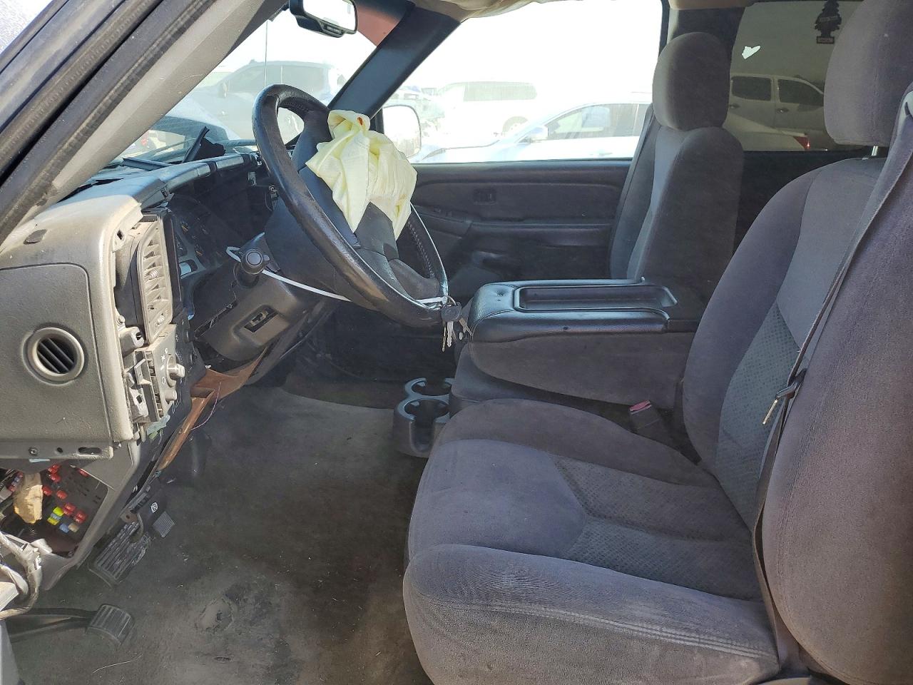 2006 CHEVROLET SILVERADO C1500 photo 7