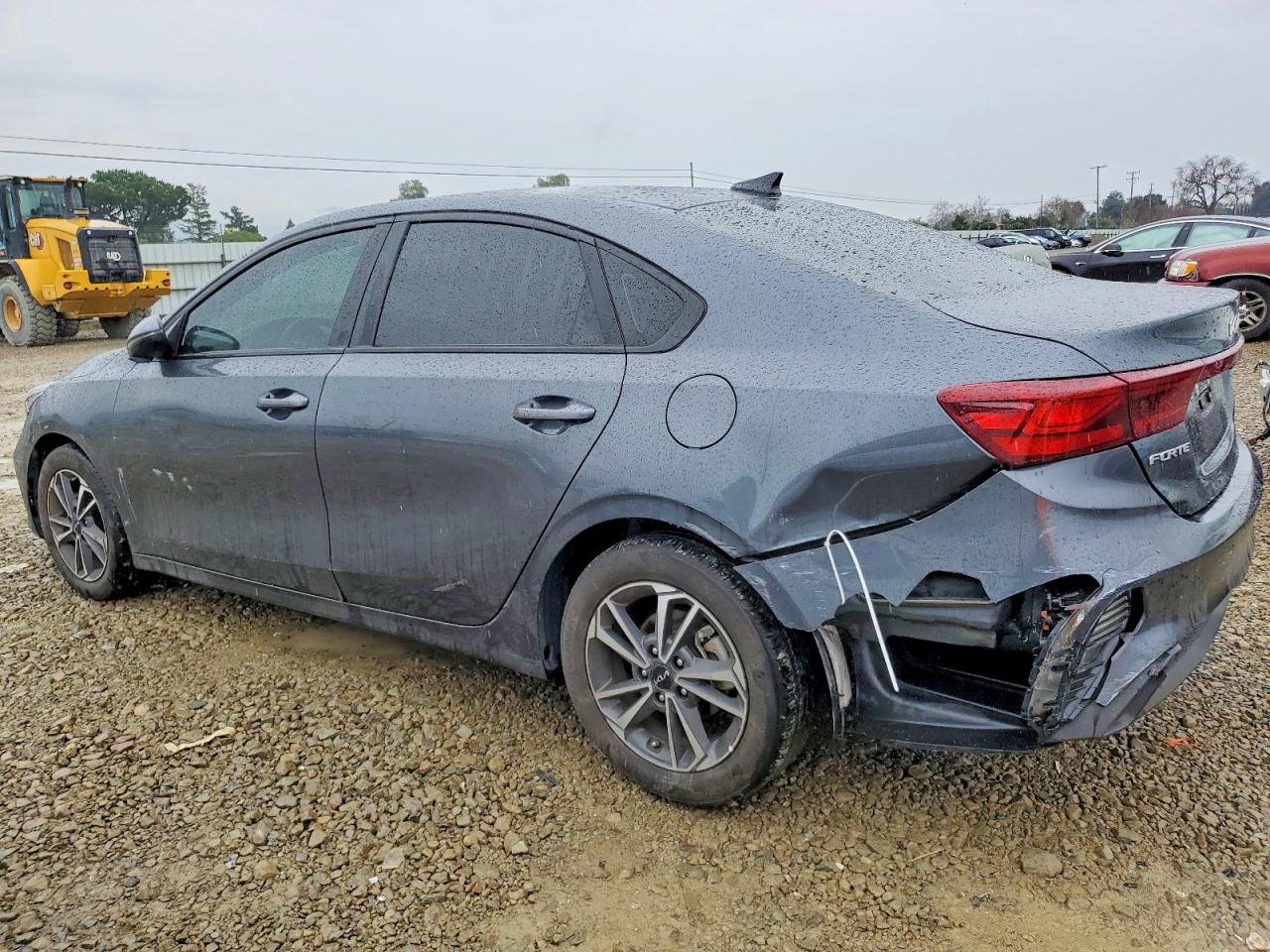 2024 KIA FORTE LX photo 2