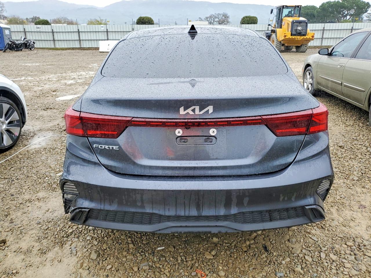 2024 KIA FORTE LX photo 6