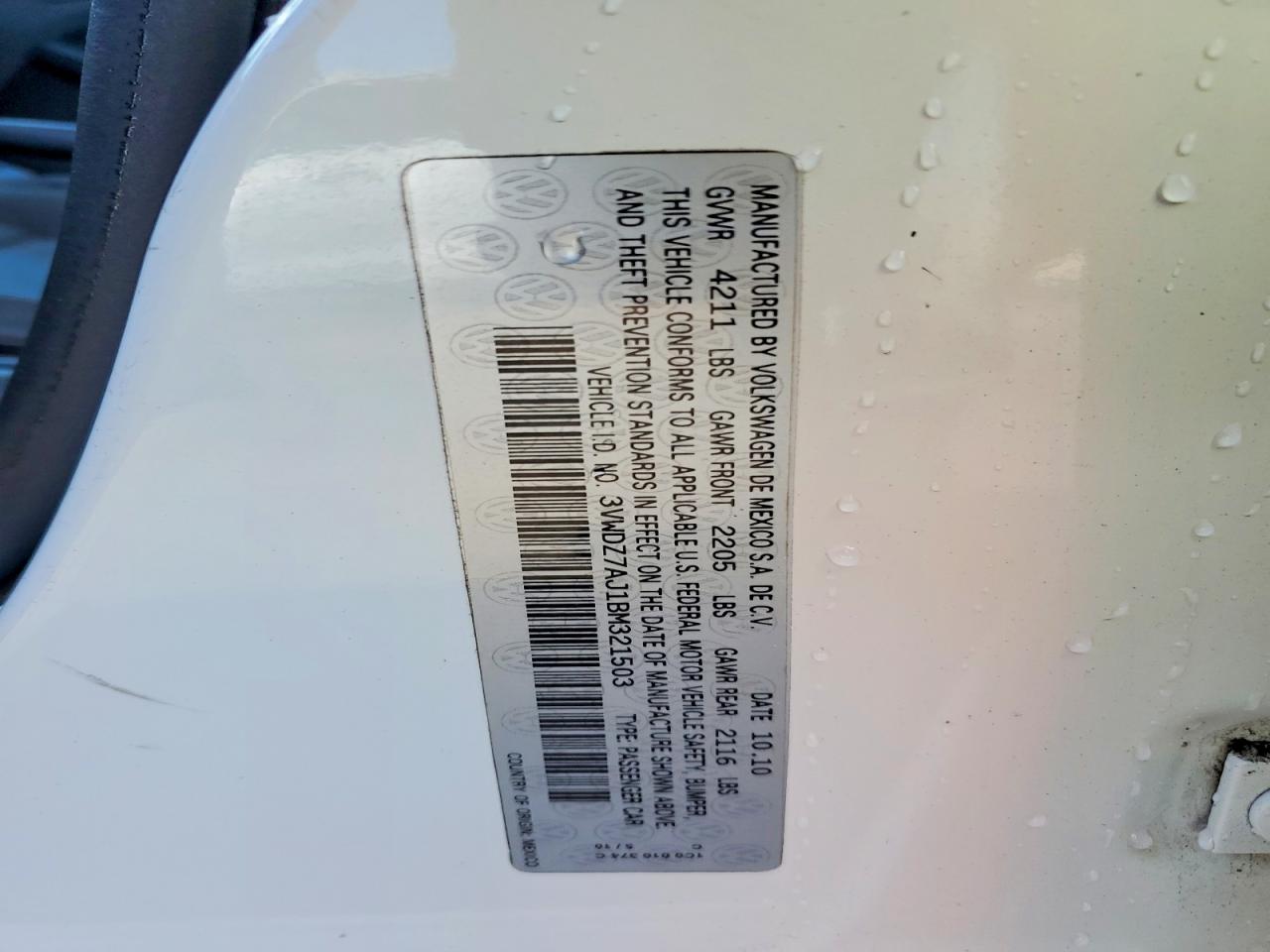 2011 VOLKSWAGEN JETTA SE photo 12