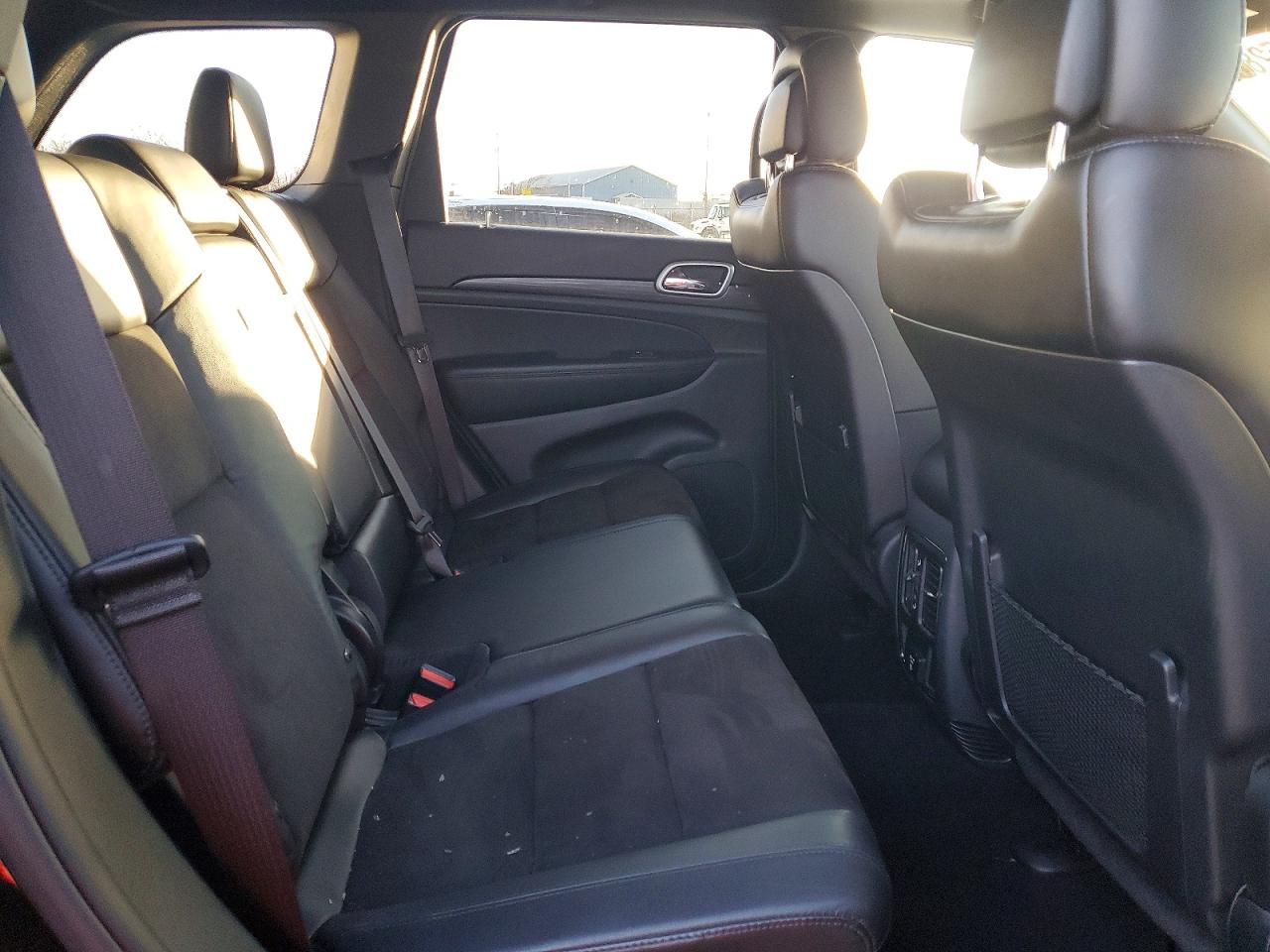 2019 JEEP GRAND CHEROKEE LAREDO photo 11