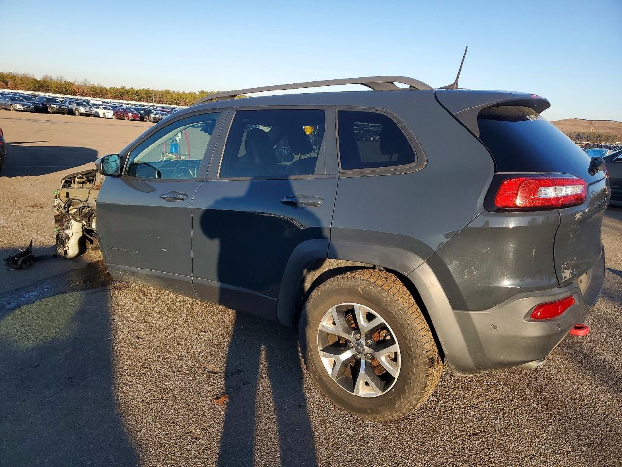 2016 JEEP CHEROKEE TRAILHAWK photo 2