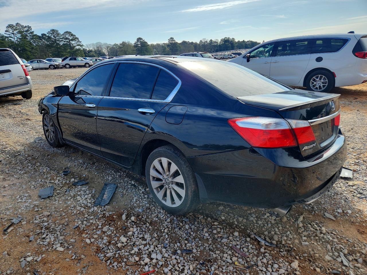 2015 HONDA ACCORD SPORT photo 2