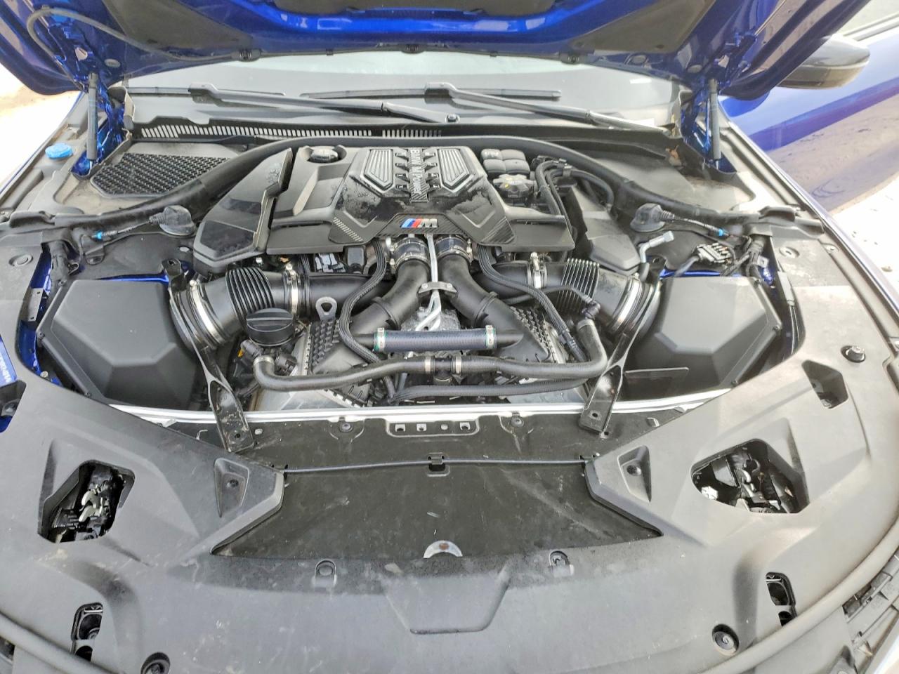 2024 BMW M8 photo 11