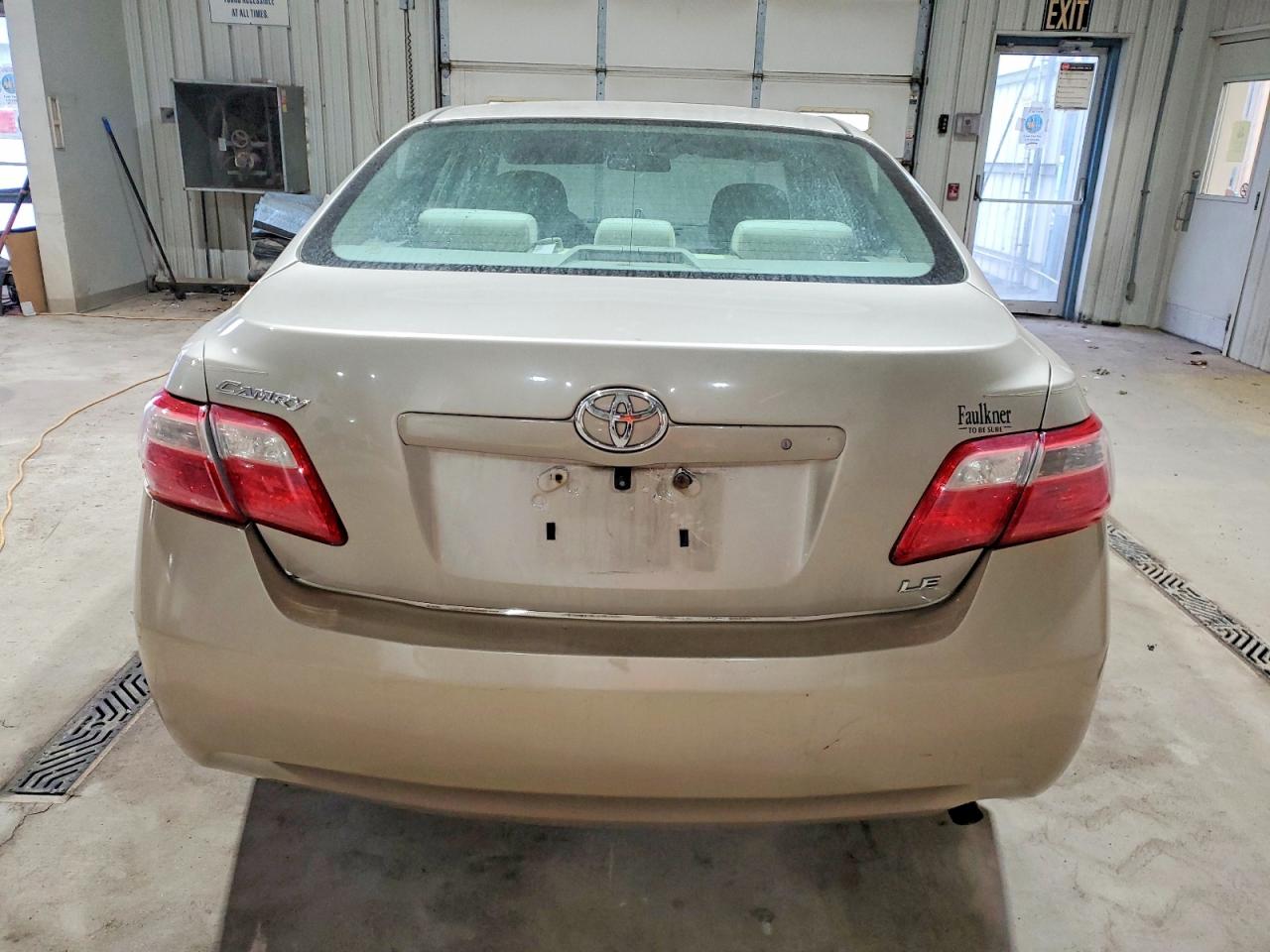 2009 TOYOTA CAMRY BASE photo 6