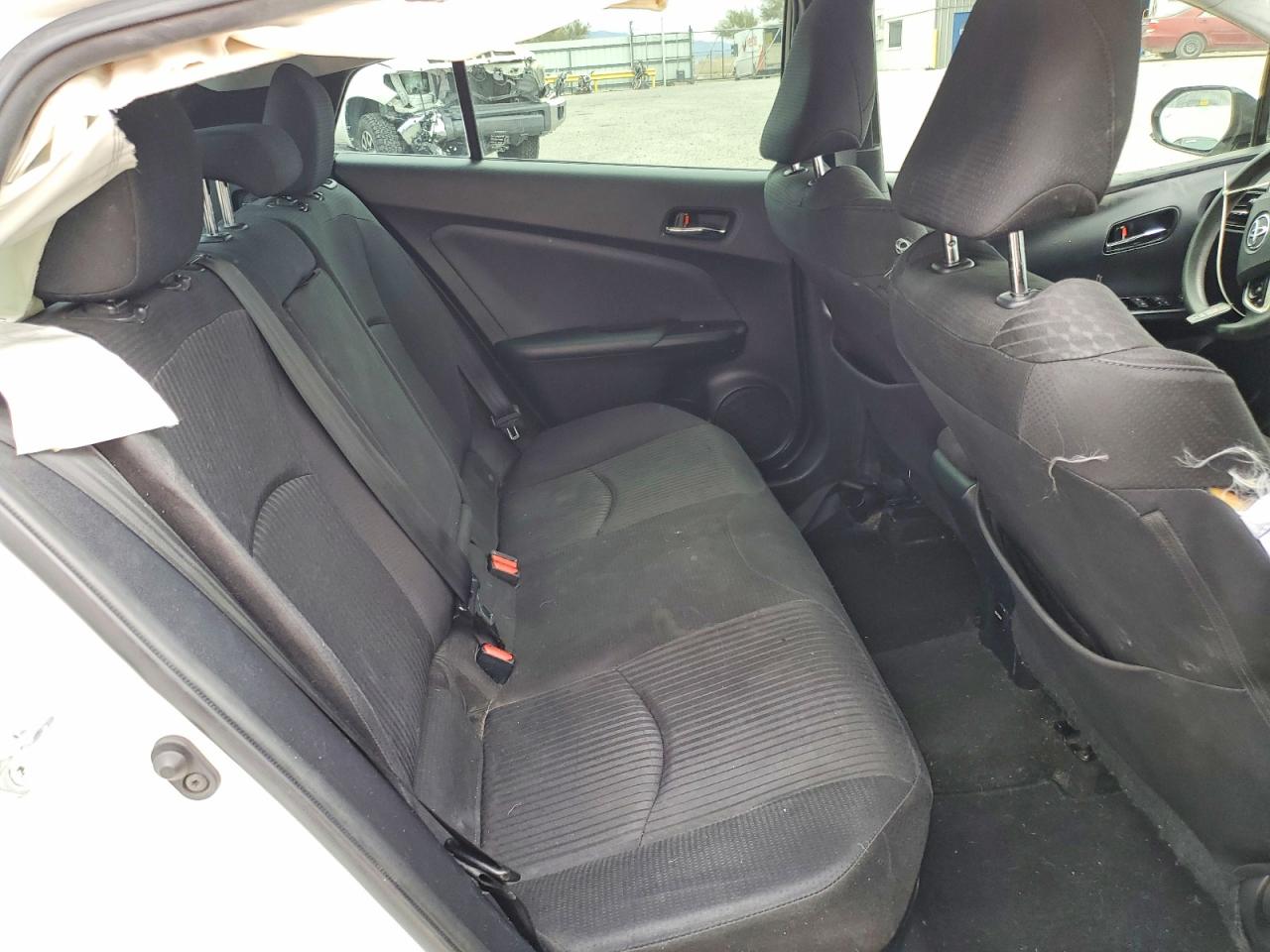 2018 TOYOTA PRIUS photo 10