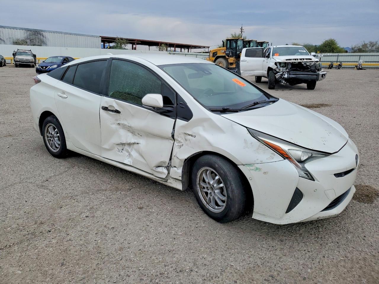 2018 TOYOTA PRIUS photo 4