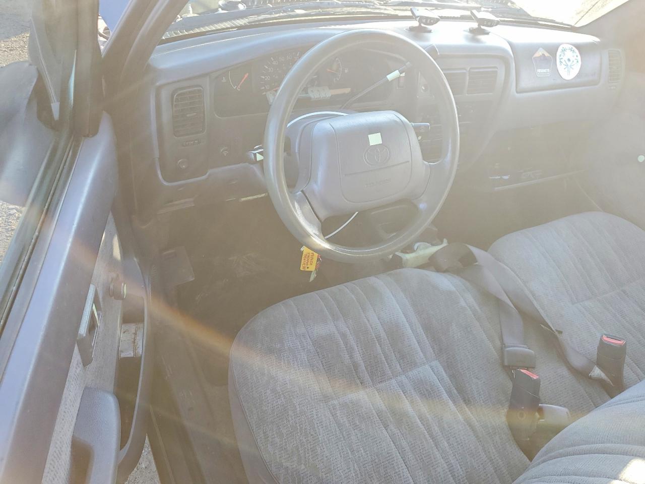 1998 TOYOTA TACOMA photo 8