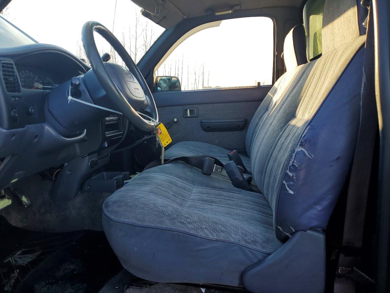 1998 TOYOTA TACOMA photo 7
