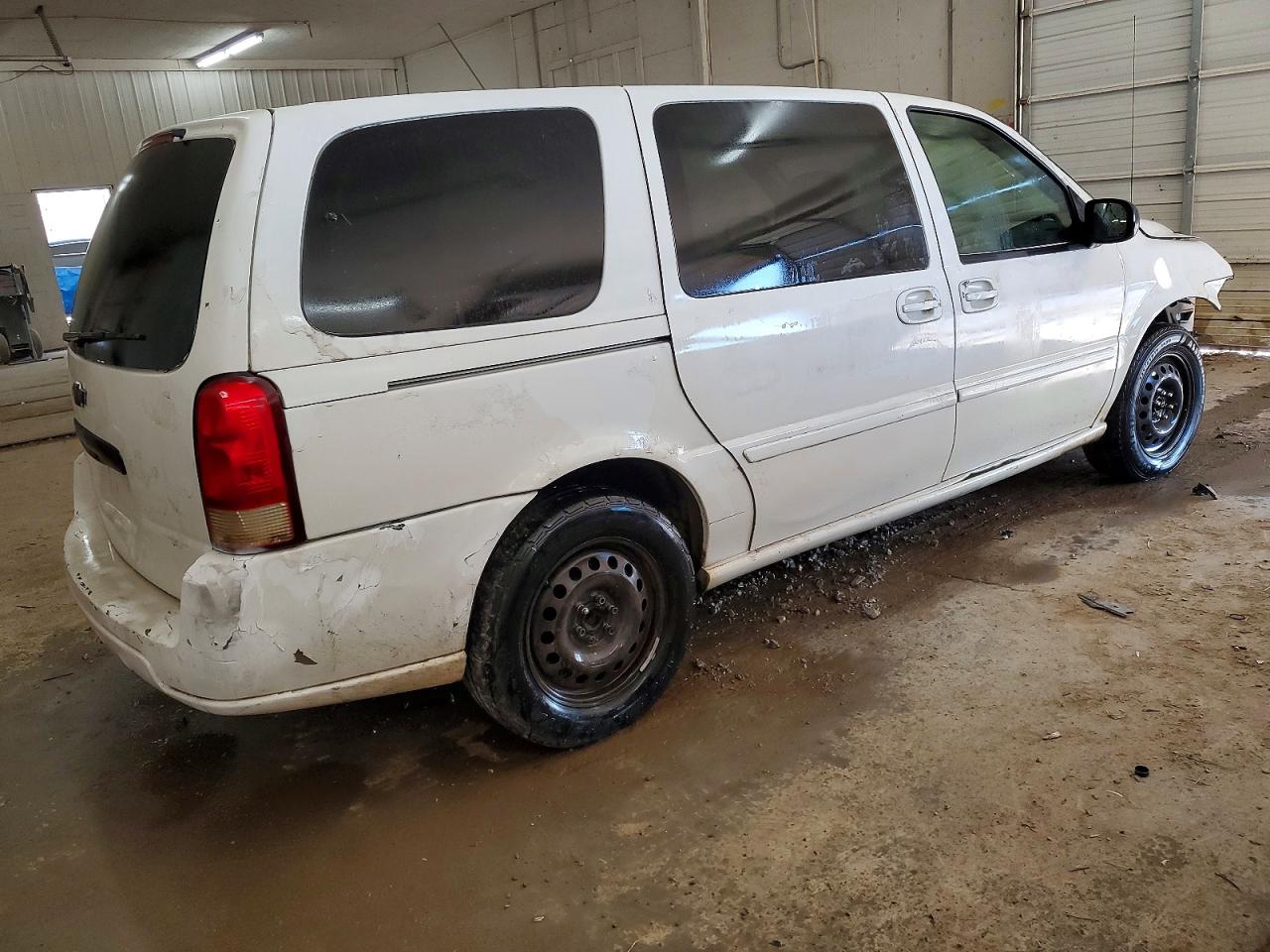 2006 CHEVROLET UPLANDER LS photo 3