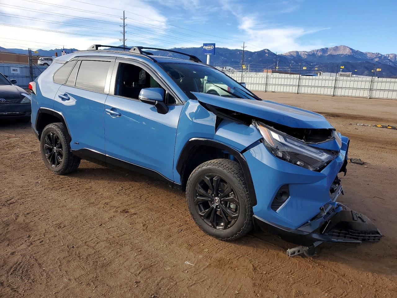 2022 TOYOTA RAV4 SE photo 7