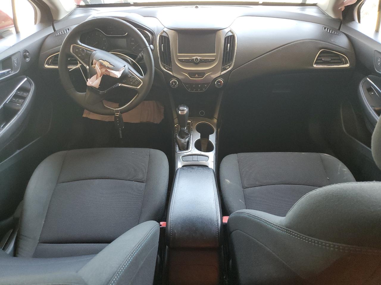 2016 CHEVROLET CRUZE LT photo 8