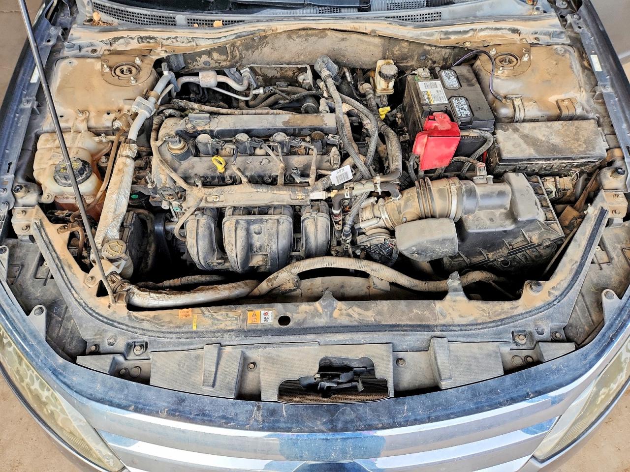 2011 FORD FUSION SE photo 11