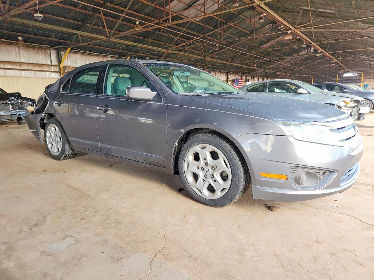2011 FORD FUSION SE photo 4
