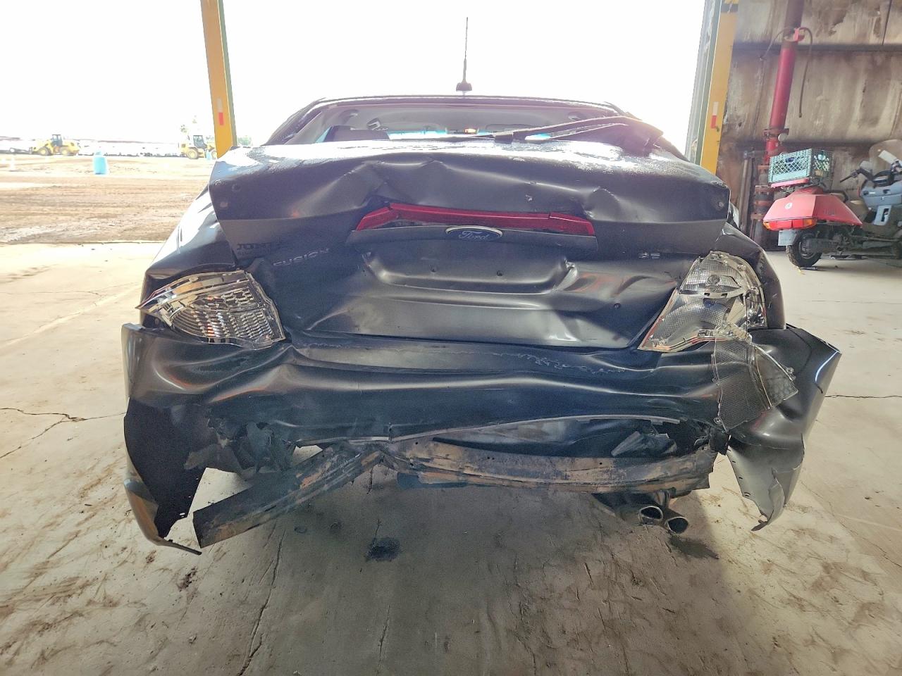 2011 FORD FUSION SE photo 6