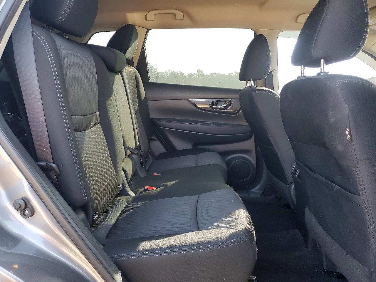 2018 NISSAN ROGUE S photo 11