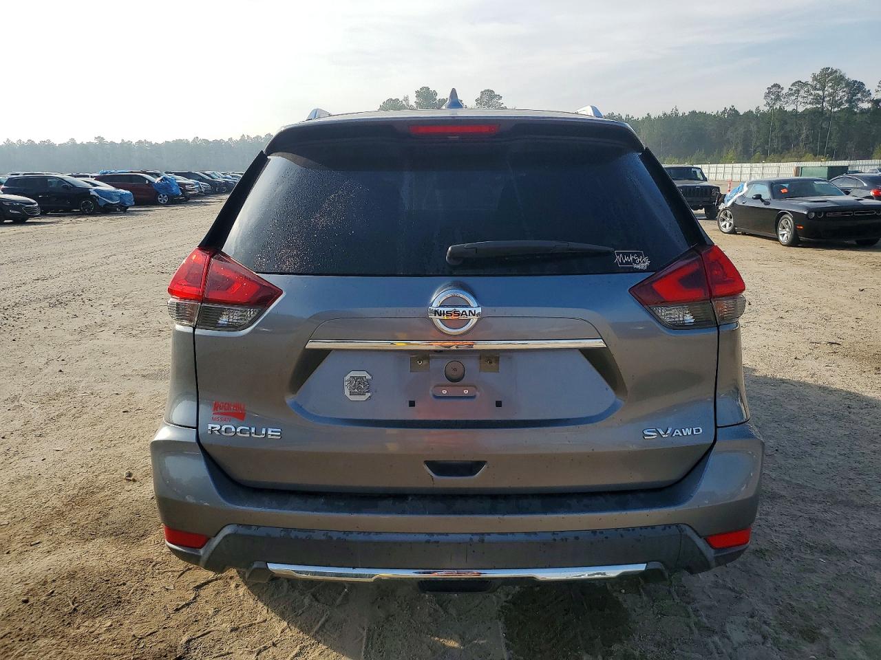 2018 NISSAN ROGUE S photo 6