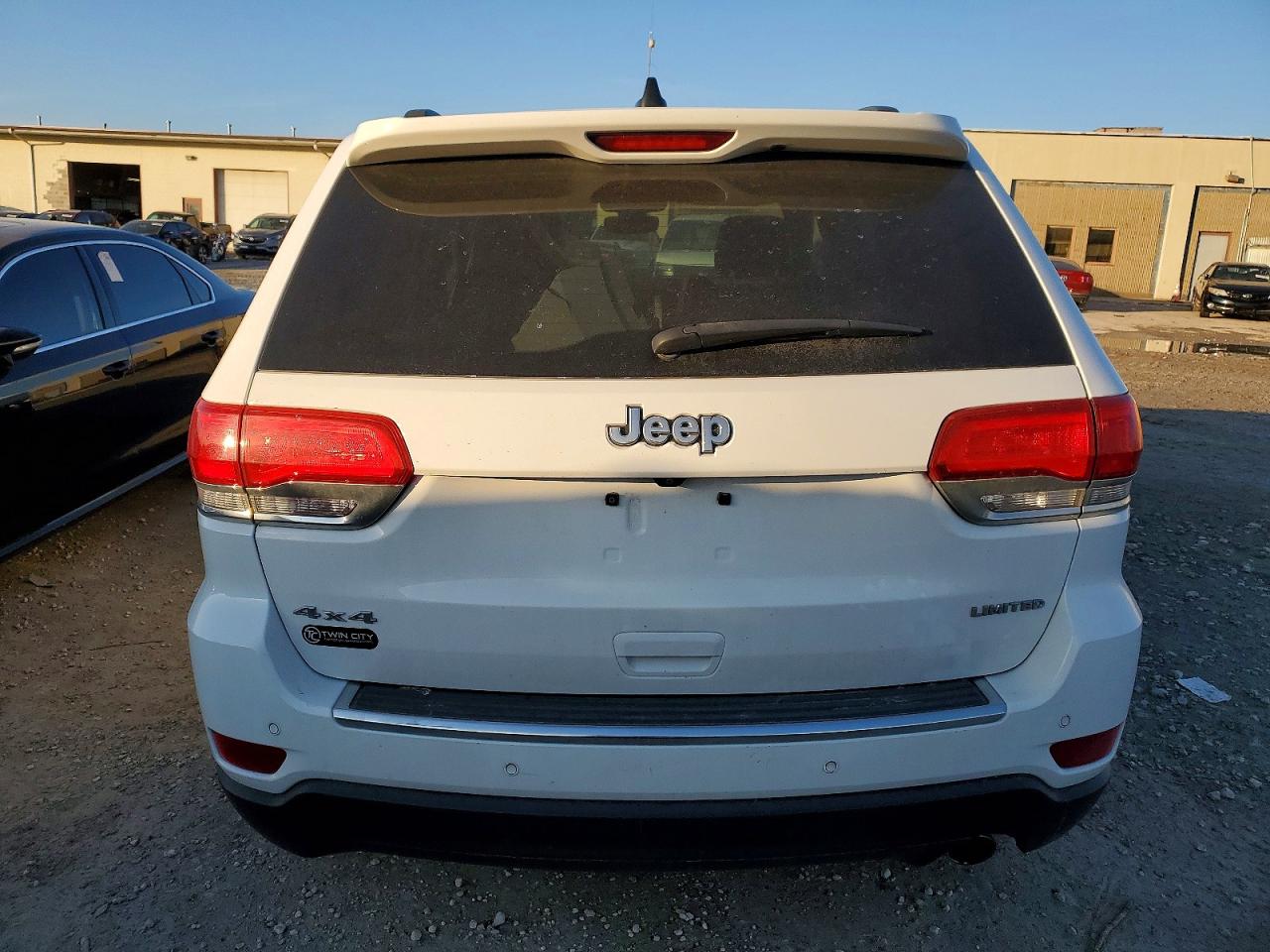 2018 JEEP GRAND CHEROKEE LIMITED photo 6