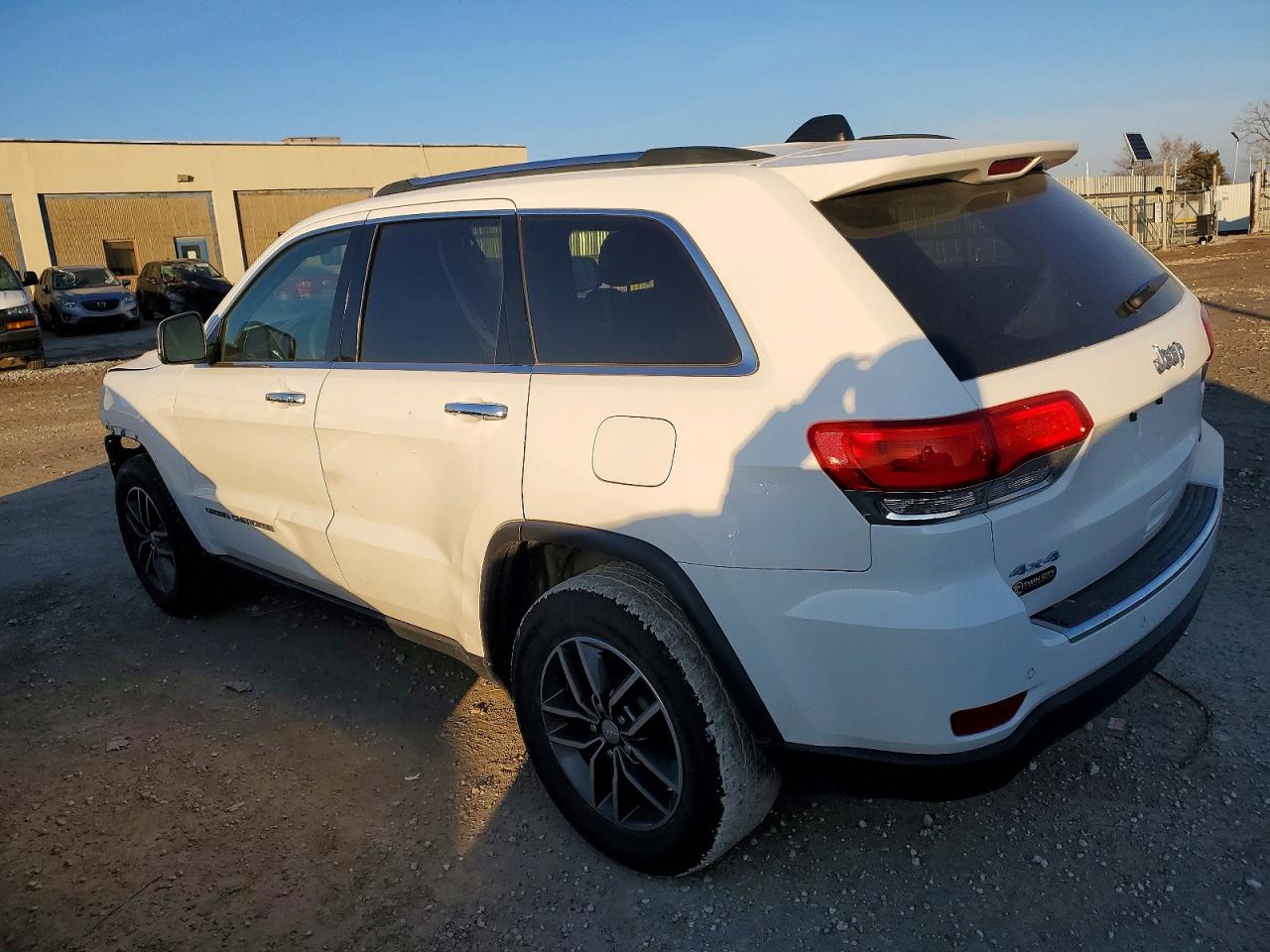 2018 JEEP GRAND CHEROKEE LIMITED photo 2