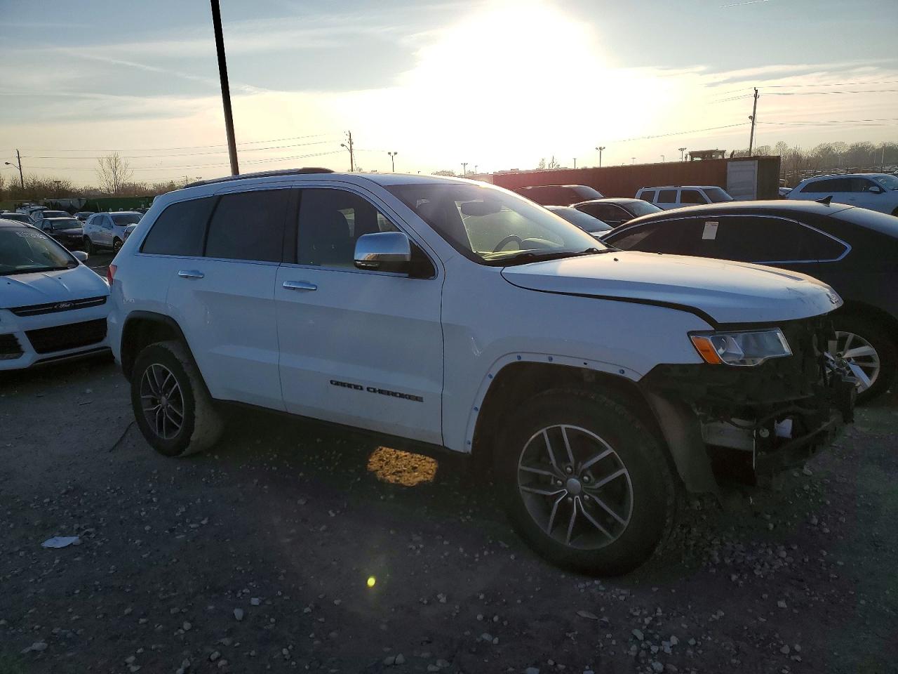 2018 JEEP GRAND CHEROKEE LIMITED photo 4
