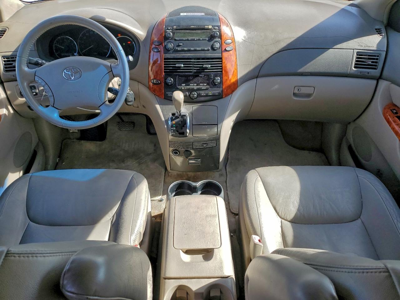2006 TOYOTA SIENNA XLE photo 8