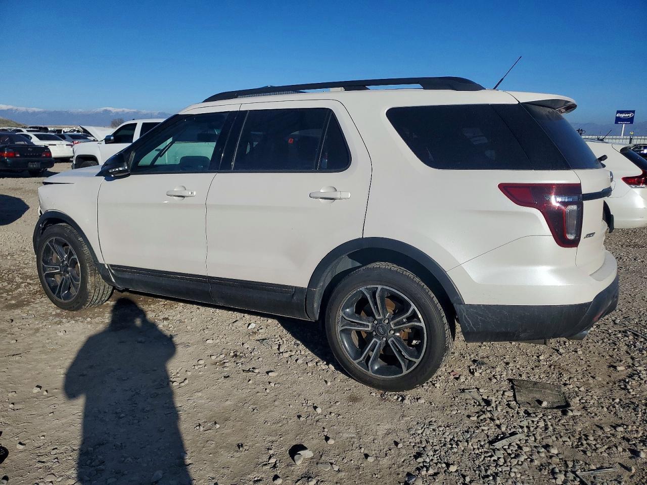 2015 FORD EXPLORER SPORT photo 2