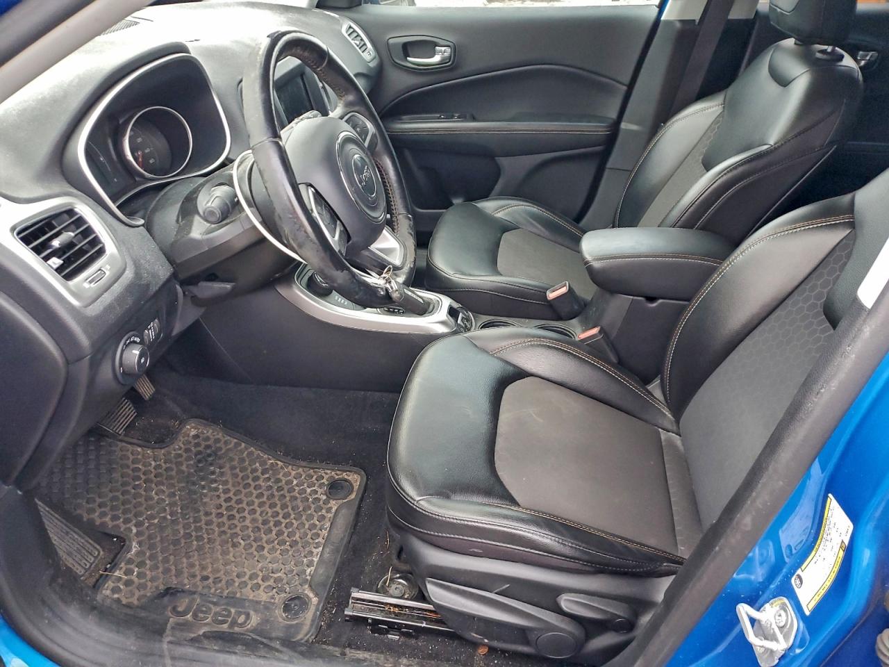 2019 JEEP COMPASS LATITUDE photo 6