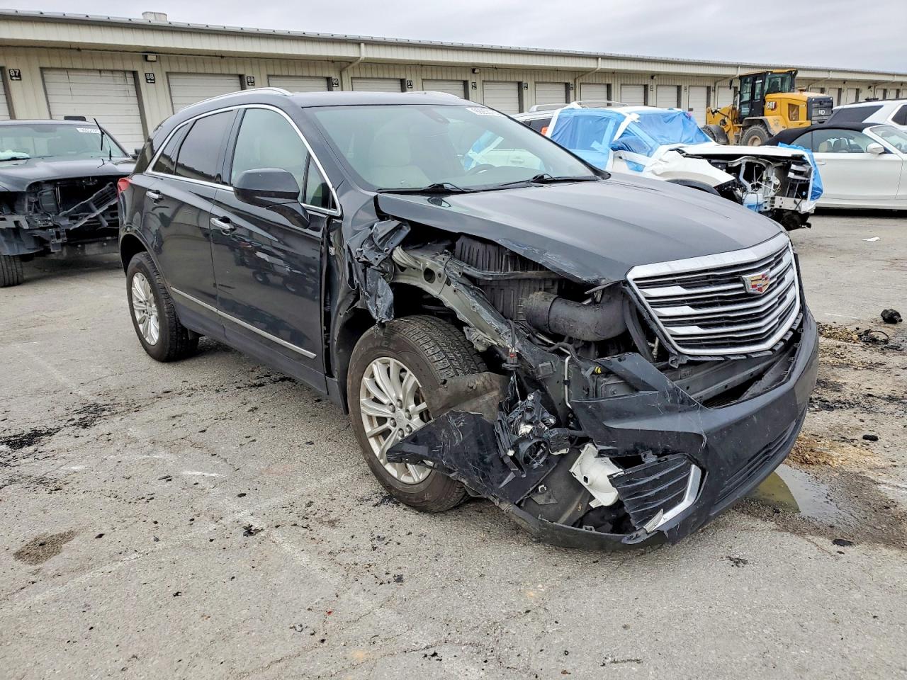 2017 CADILLAC XT5 photo 4