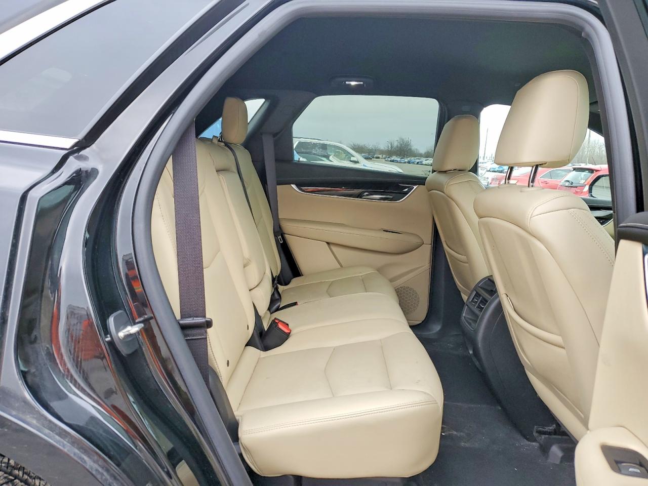 2017 CADILLAC XT5 photo 11