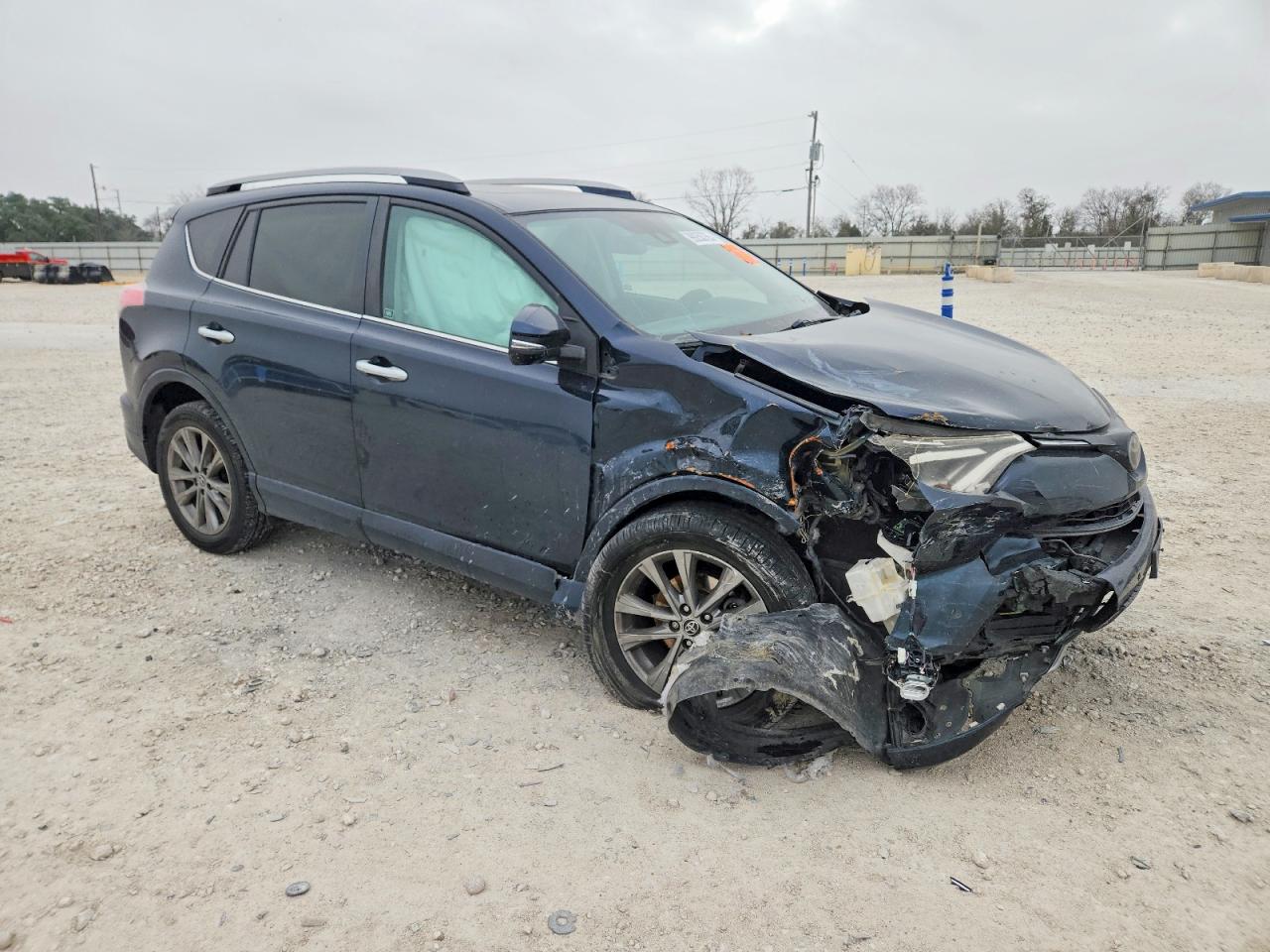2017 TOYOTA RAV4 LIMITED photo 4