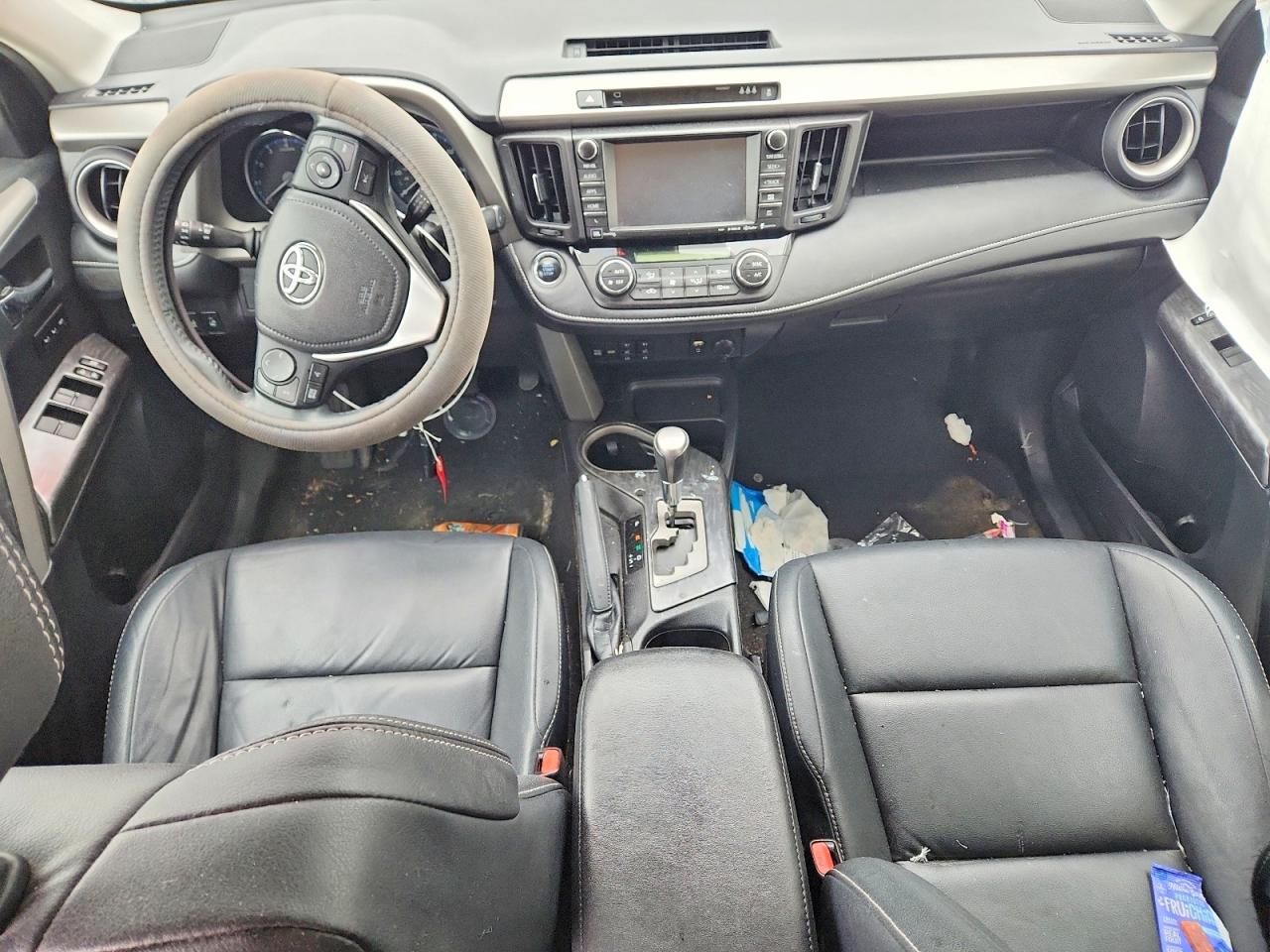 2017 TOYOTA RAV4 LIMITED photo 8