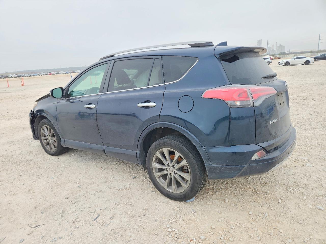 2017 TOYOTA RAV4 LIMITED photo 2