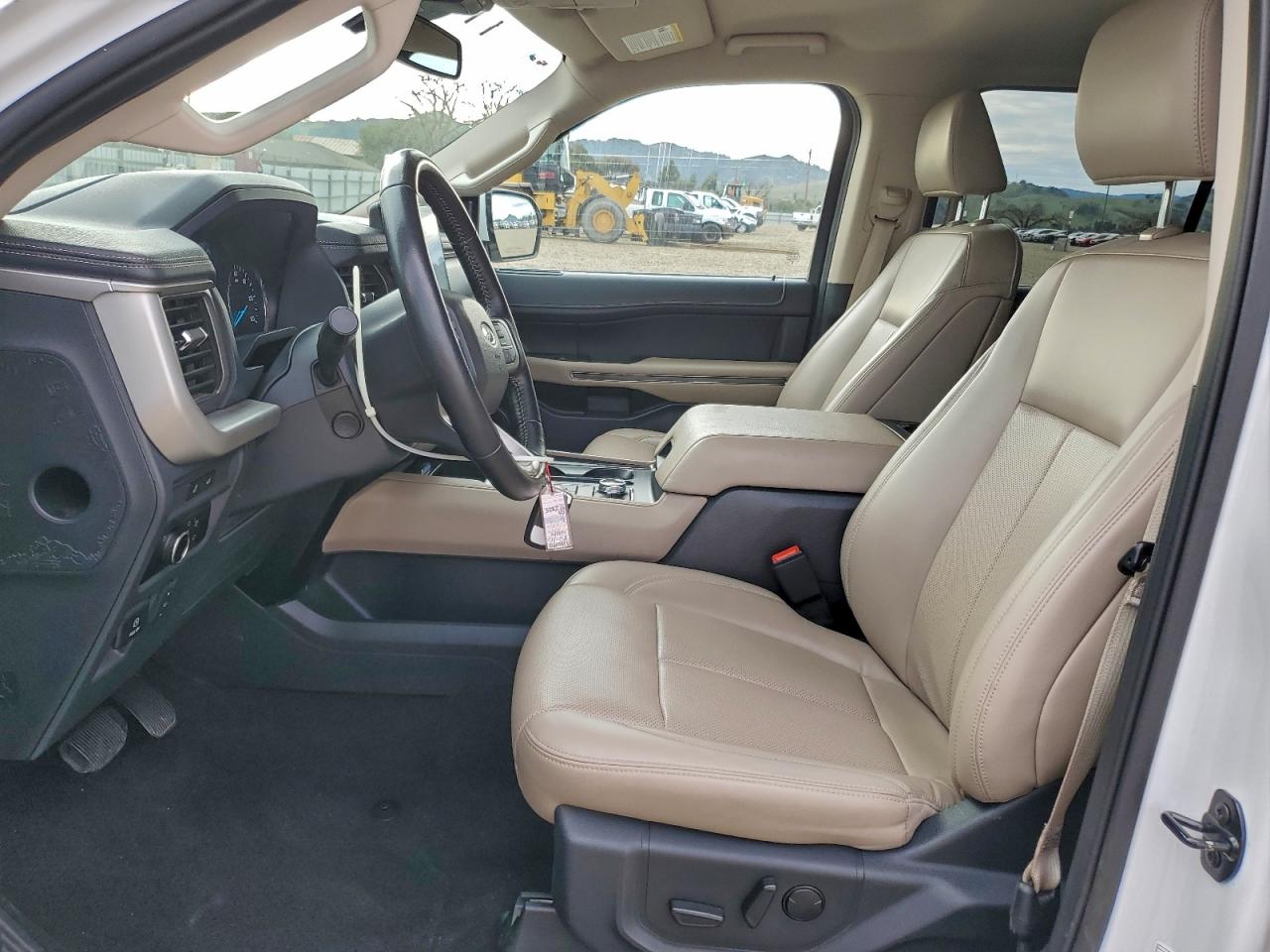 2024 FORD EXPEDITION MAX XLT photo 19